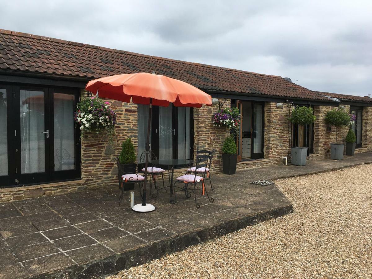 Bagstone Court Barn Villa Rangeworthy Exterior foto